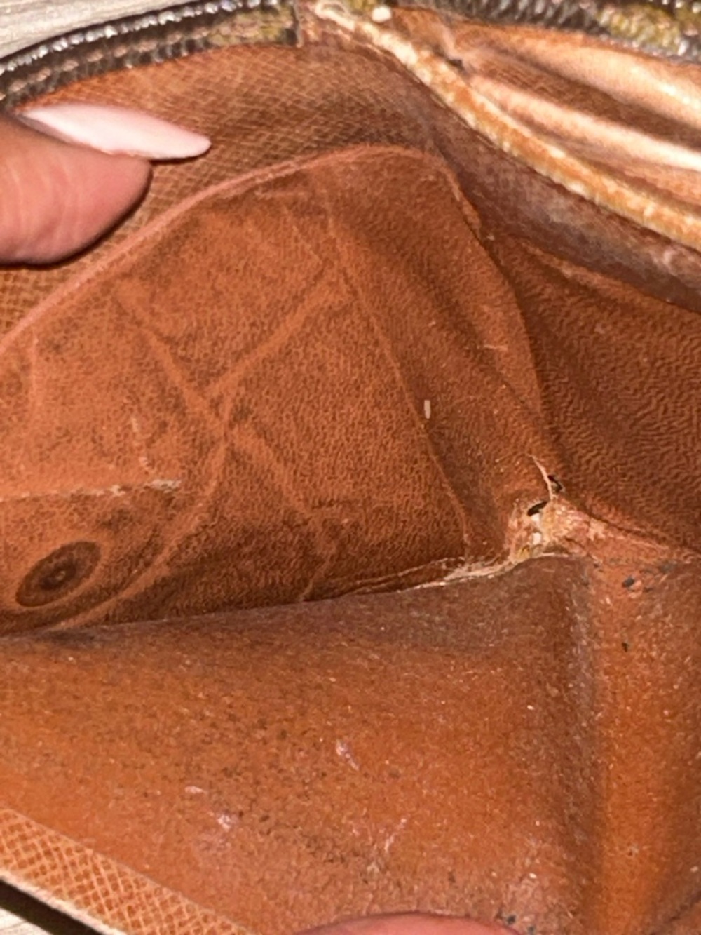 Louis Vuitton Monogram Elise Compact Wallet - Picture 7 of 16